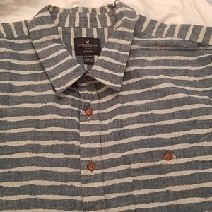 Men's short sleeves shirt blue jean button up